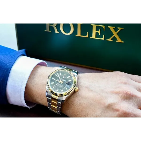 2019 Rolex Sky Dweller Model 326933 One Owner Box and Pap...