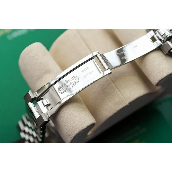 Estate Rolex 2025 Land-Dweller - UNWORN - 36mm Oystersteel & White Gold Honeycomb Motif with Box & Papers Model #127234 Image 3 Raleigh Diamond Fine Jewelry Raleigh, NC