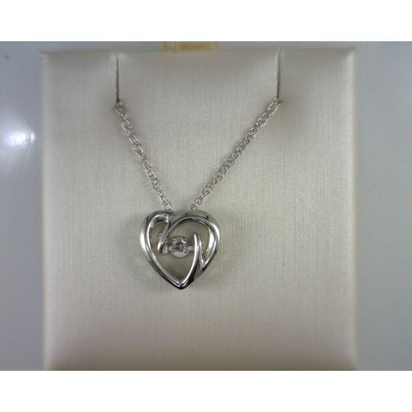 Pendant Rasmussen Diamonds Mount Pleasant, WI