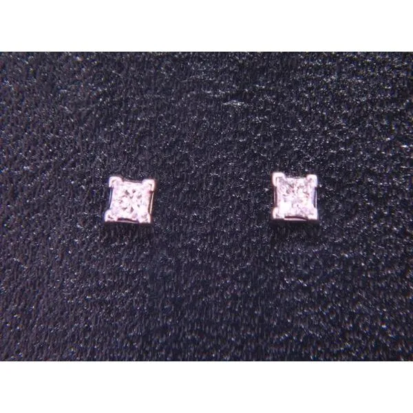 Diamond Earrings Rasmussen Diamonds Mount Pleasant, WI