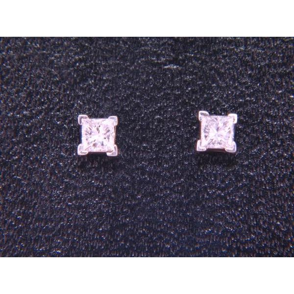 Diamond Earrings Rasmussen Diamonds Mount Pleasant, WI