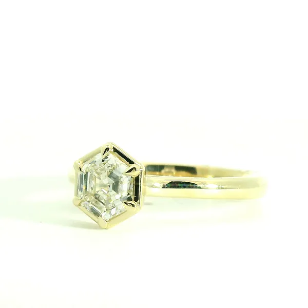 1.00ct Hexagon Lab-Grown Diamond Solitaire Engagement Ring in 14kt Yellow Gold Image 3 Redlands Jewelers Redlands, CA