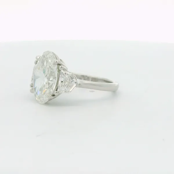 3-Stone Diamond Engagement Ring Image 3 Redlands Jewelers Redlands, CA