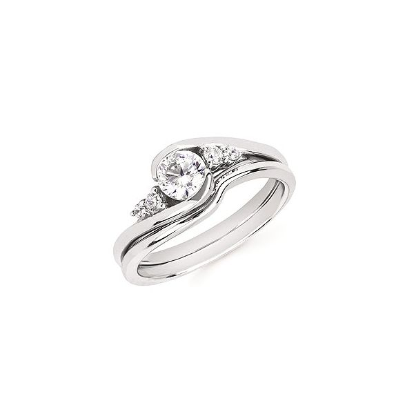 Bezel Set Diamond Engagement ring. Reed & Sons Sedalia, MO