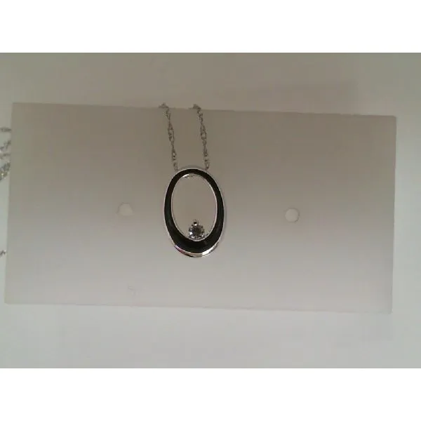 .04 Ct. Diamond Oval Necklace In 14K White Gold With 18