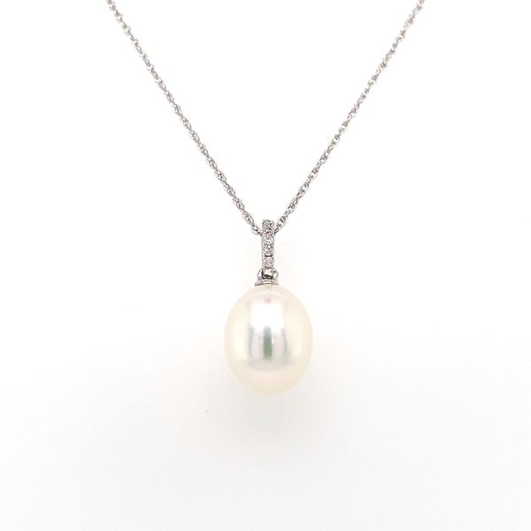 Pearl and diamond drop pendant Reed & Sons Sedalia, MO