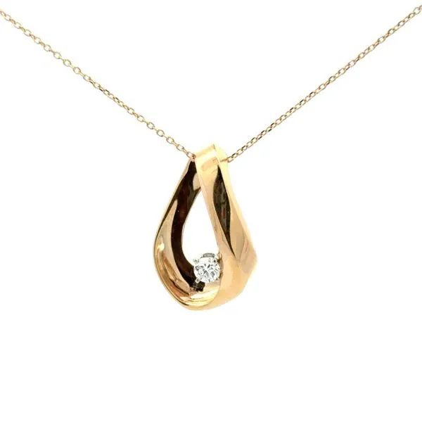 Consignment-Estate Jewelry / No refunds on consignment-estate items. Reflections In Gold Venice, FL