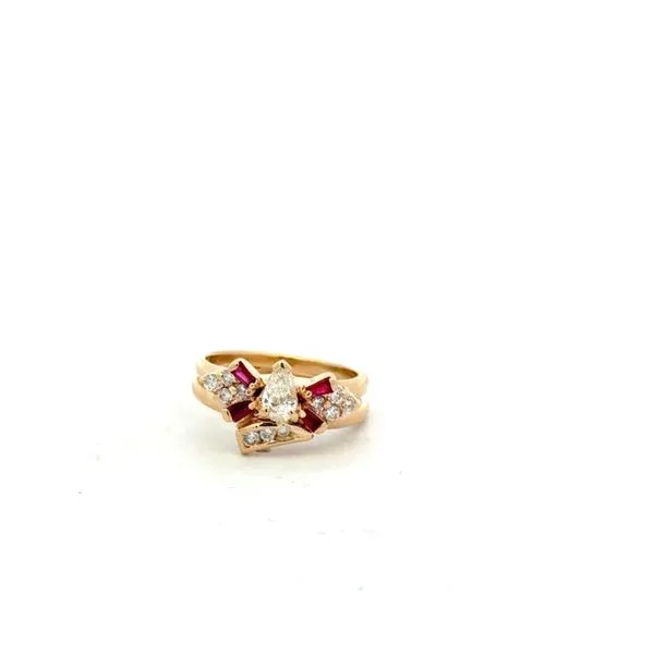 Consignment-Estate Jewelry / No refunds on consignment-estate items. Reflections In Gold Venice, FL