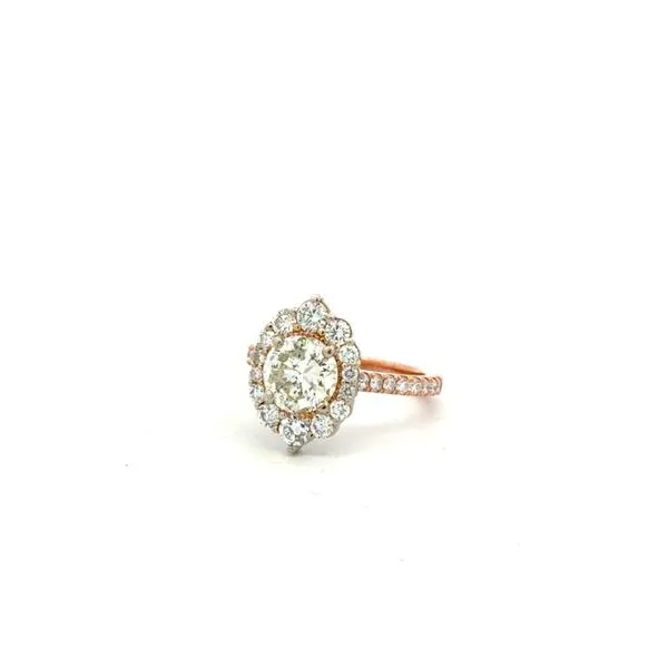 Consignment-Estate Jewelry / No refunds on consignment-estate items. Reflections In Gold Venice, FL