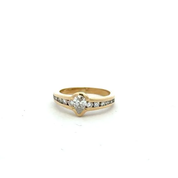 Consignment-Estate Jewelry / No refunds on consignment-estate items. Reflections In Gold Venice, FL