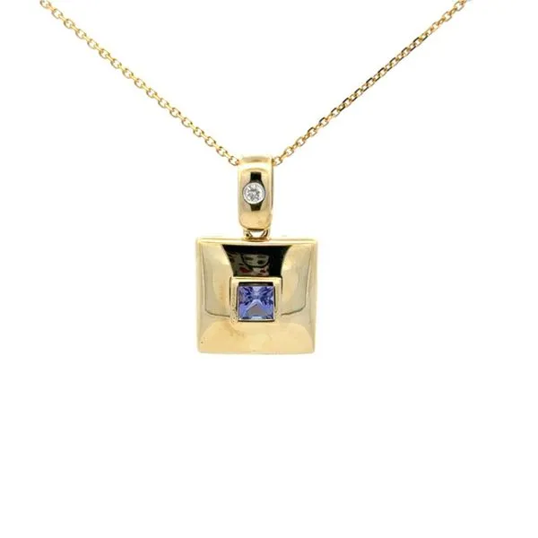 Consignment-Estate Jewelry / No refunds on consignment-estate items. Reflections In Gold Venice, FL