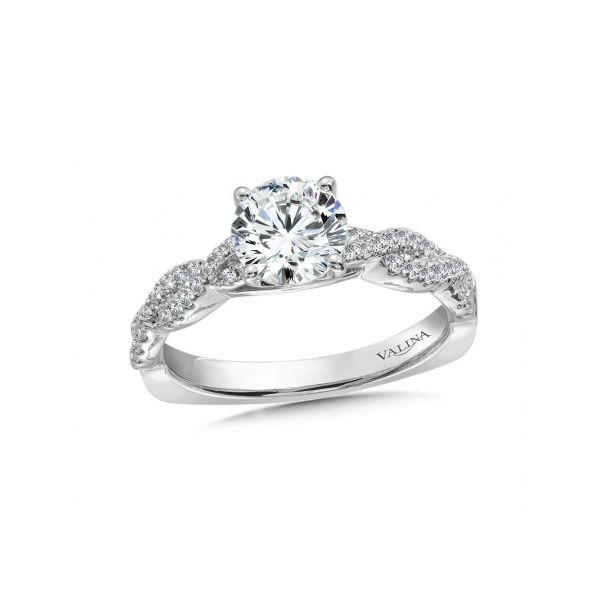 Engagement Ring Reiniger Jewelers Swansea, IL