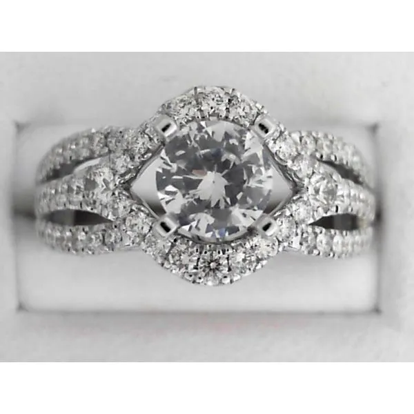 Engagement Ring Reiniger Jewelers Swansea, IL