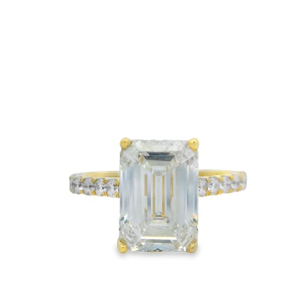 Lab Grown Engagement Ring Reiniger Jewelers Swansea, IL