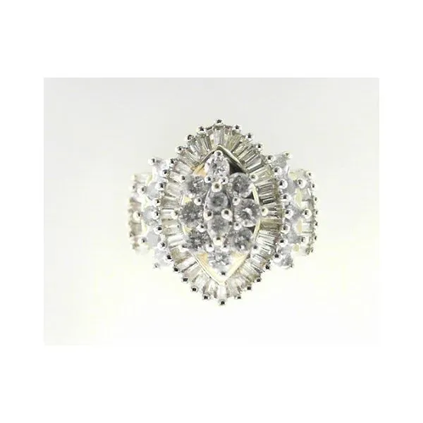 Diamond Ring Reiniger Jewelers Swansea, IL