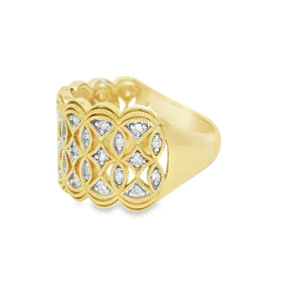 Fashion Ring Image 2 Reiniger Jewelers Swansea, IL