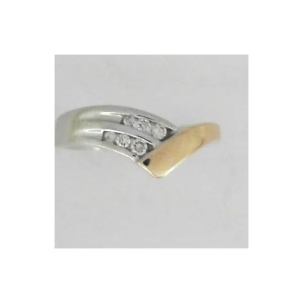 Diamond Ring Reiniger Jewelers Swansea, IL