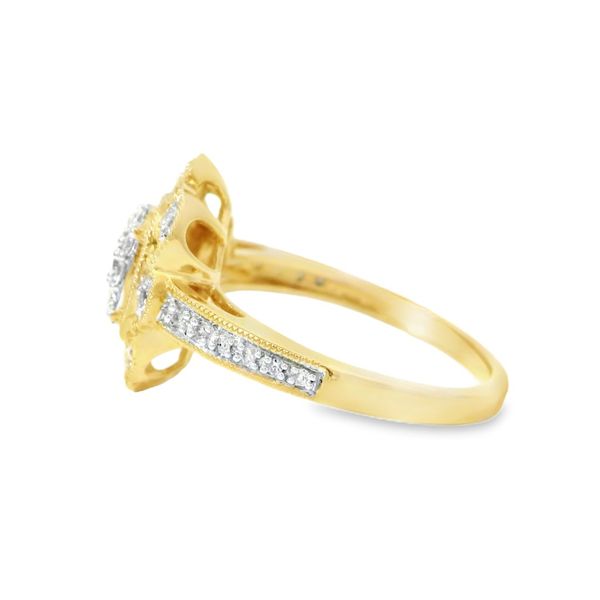 Diamond Ring Image 3 Reiniger Jewelers Swansea, IL