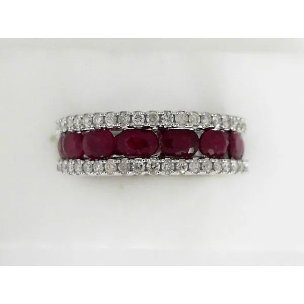 Gemstone Ring Reiniger Jewelers Swansea, IL