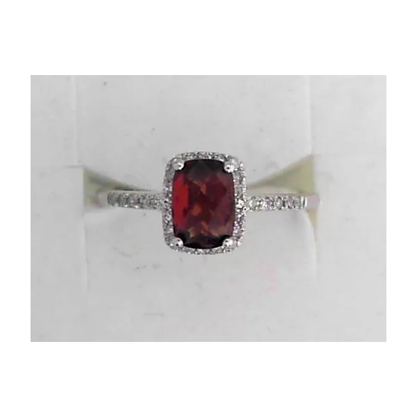 Gemstone Ring Reiniger Jewelers Swansea, IL