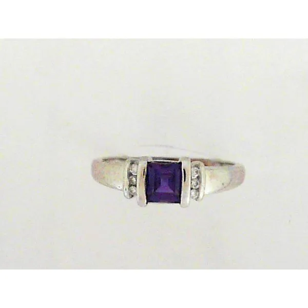 Gemstone Ring Reiniger Jewelers Swansea, IL