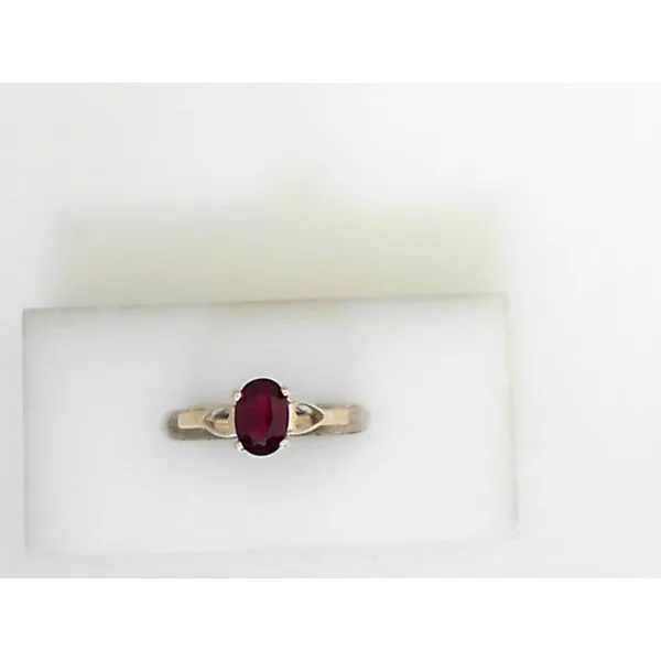 Gemstone Ring Reiniger Jewelers Swansea, IL