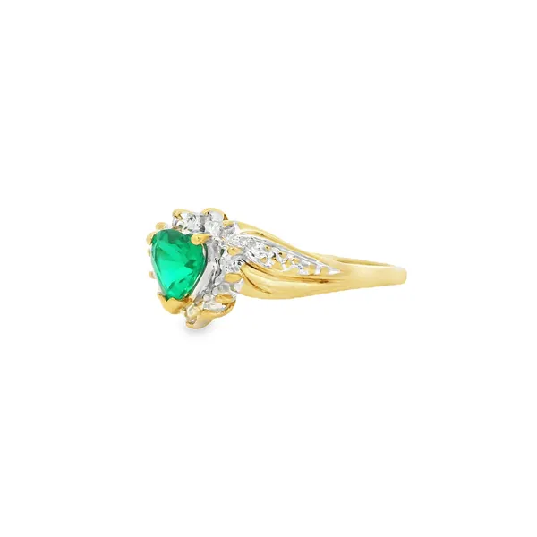 Gemstone Ring Image 3 Reiniger Jewelers Swansea, IL