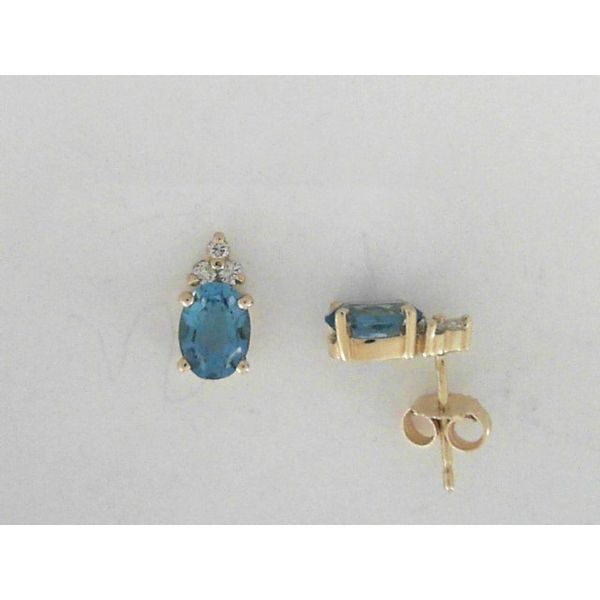 Gemstone Earrings Reiniger Jewelers Swansea, IL