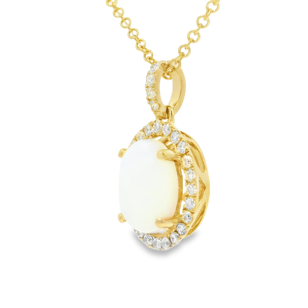 Gemstone Pendant Image 3 Reiniger Jewelers Swansea, IL