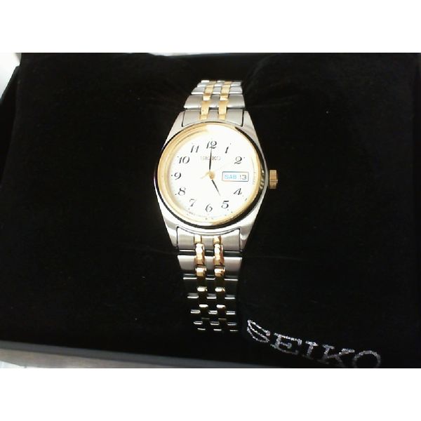 Women's Seiko Watch Image 2 Reiniger Jewelers Swansea, IL