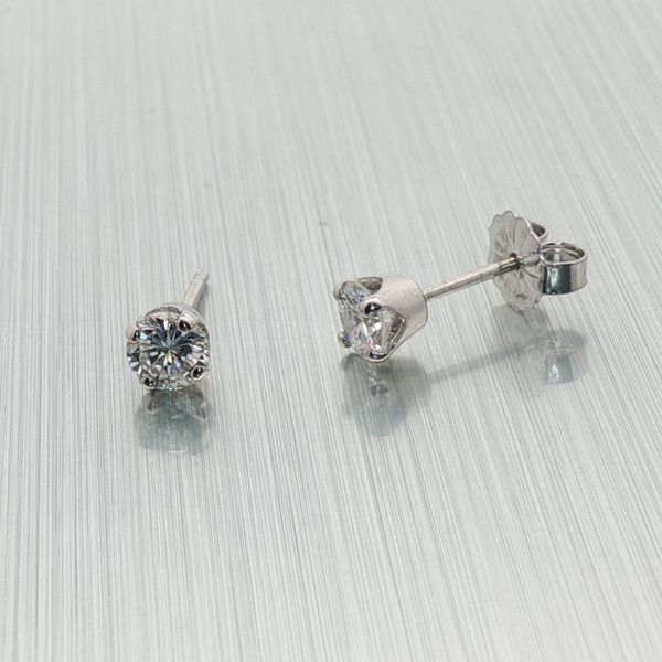 14K White Gold Stud Earrings with 0.55ct T.W.  Round Brilliant Cut Diamonds Rich Custom Jewelry Las Vegas, NV