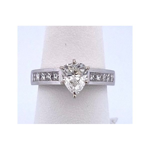 Engagement Ring Rihner's Jewelry Gretna, LA