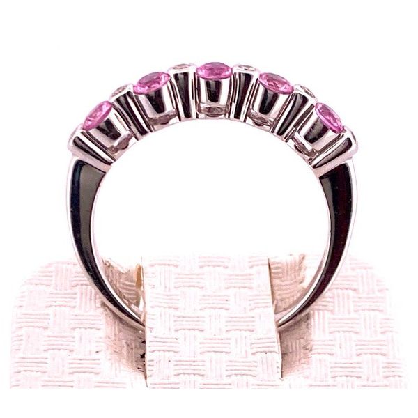 Fashion Ring Image 2 Rihner's Jewelry Gretna, LA