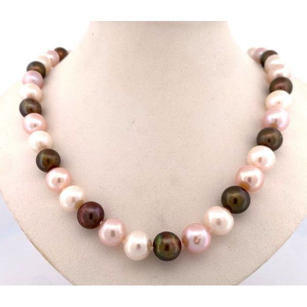Strand Rihner's Jewelry Gretna, LA