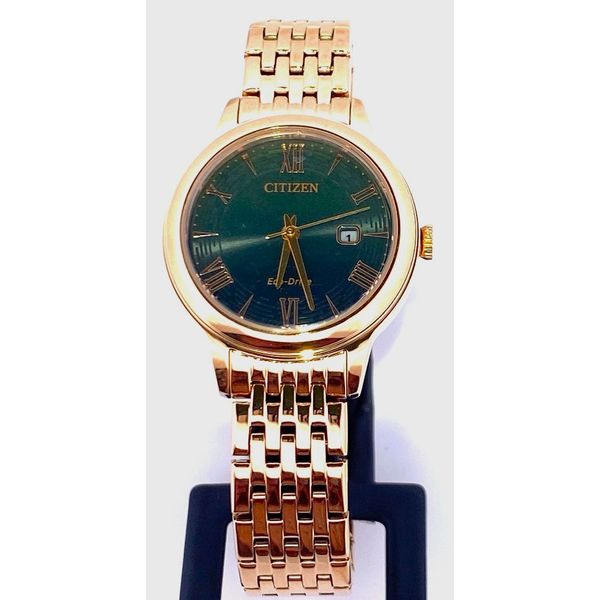 Watch Rihner's Jewelry Gretna, LA