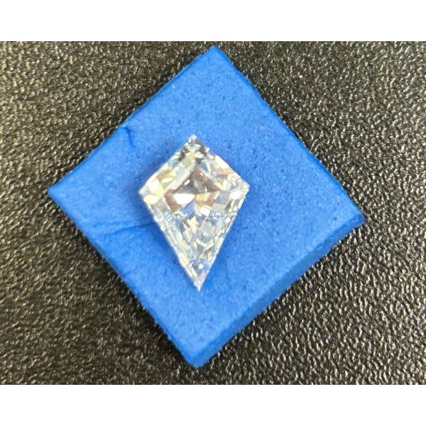 LOOSE LAB STONES Roberts Jewelers Jackson, TN