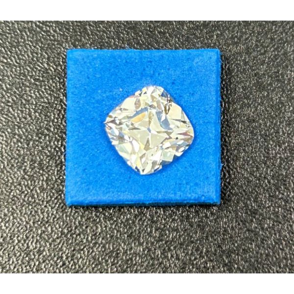LOOSE LAB STONES Roberts Jewelers Jackson, TN
