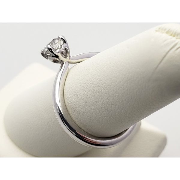 14k white gold solitaire diamond engagement ring Image 3 Roberts Jewelers Jackson, TN