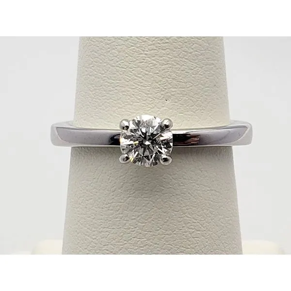 14k white gold solitaire diamond engagement ring Roberts Jewelers Jackson, TN