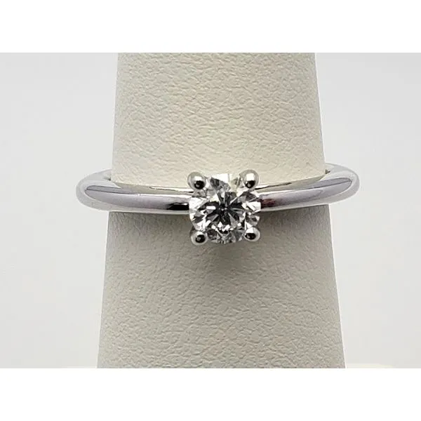 14k white gold solitaire diamond engagement ring Roberts Jewelers Jackson, TN