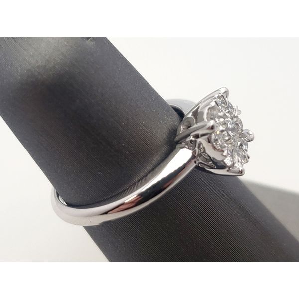 14k white gold center cluster solitaire ring Image 2 Roberts Jewelers Jackson, TN