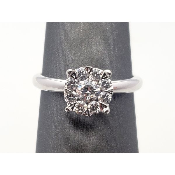 14k white gold center cluster solitaire ring Roberts Jewelers Jackson, TN