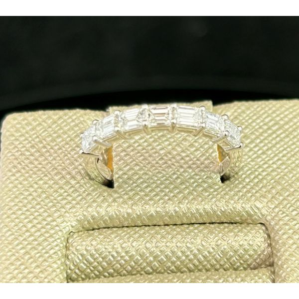 Anniversary Ring Roberts Jewelers Jackson, TN