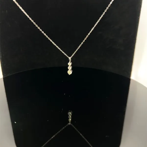 Diamond Pendants Roberts Jewelers Jackson, TN