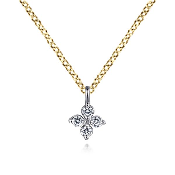 Diamond Necklaces Roberts Jewelers Jackson, TN