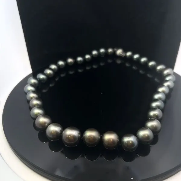 Pearl Necklaces Roberts Jewelers Jackson, TN