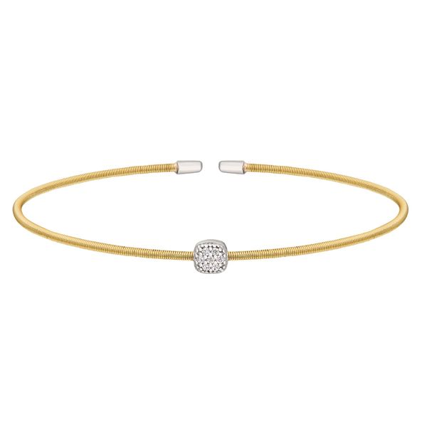 Single cuff bracelet in gold Roberts Jewelers Jackson, TN