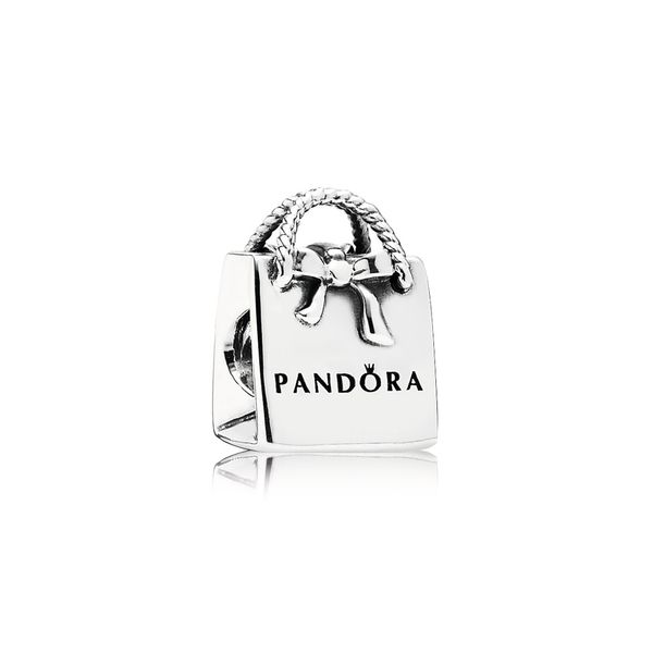 Pandora System Robertson Jewelers New Milford, CT