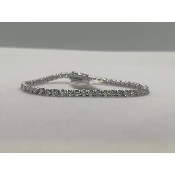 Lab Grown Diamond Bracelets Image 2 Robichau's Jewelry, LLC The Woodlands, TX