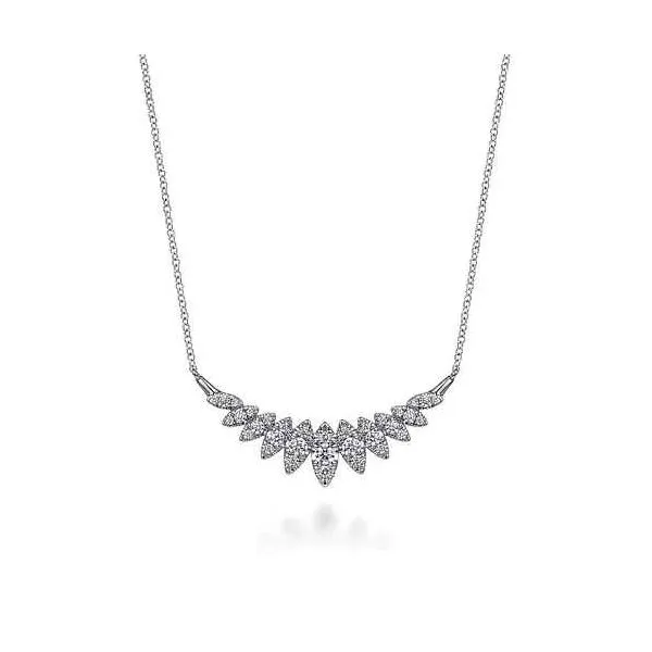 Necklace similar item image